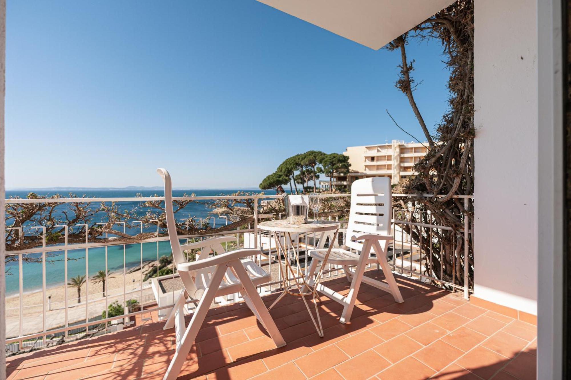 Santa Llucia Apartaments Roses Dış mekan fotoğraf